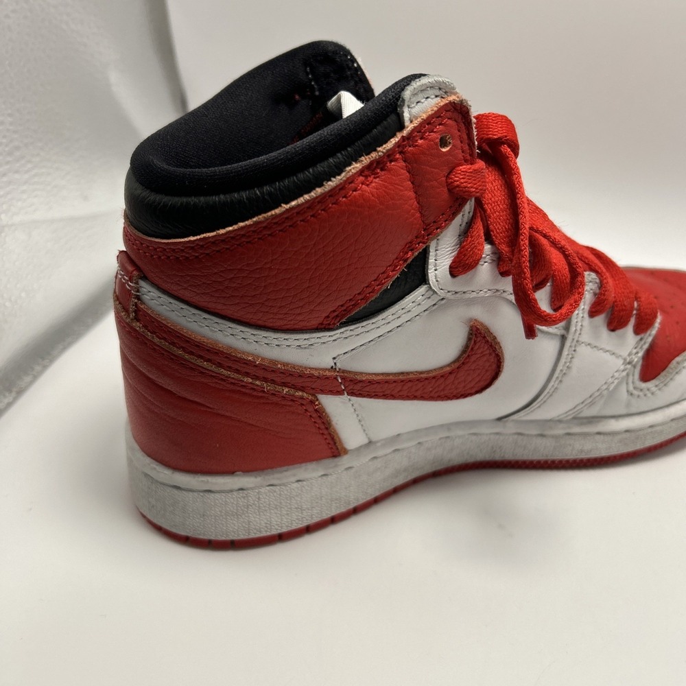 Nike Air Jordan Retro 1 Red/White Youth Size 3.5Y - Picture 11 of 16